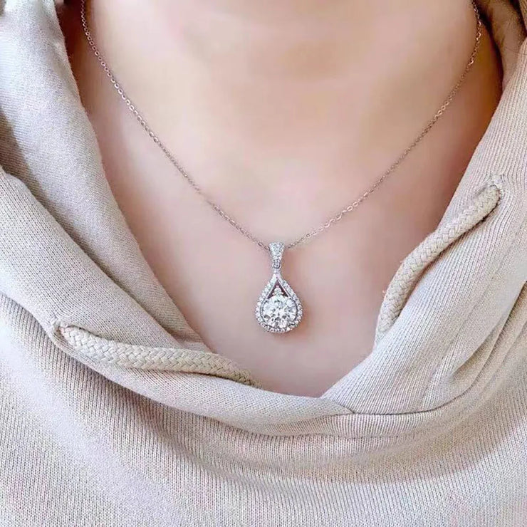 https://javiergems.com/products/925-sterling-silver-vvs1-moissanite-5ct-water-drop-necklace™