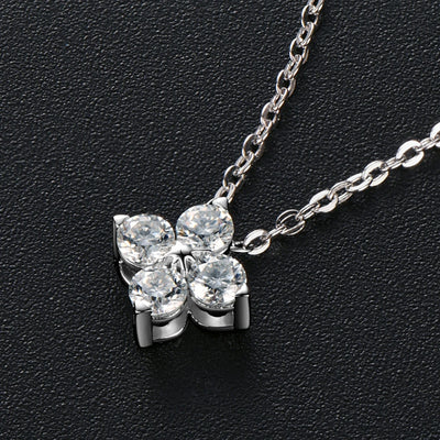 https://javiergems.com/products/925-sterling-silver-vvs1-moissanite-0-4ct-4-leafs-pendant™