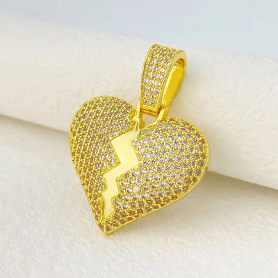 https://javiergems.com/products/925-sterling-silver-vvs1-moissanite-broken-heart-pendant™