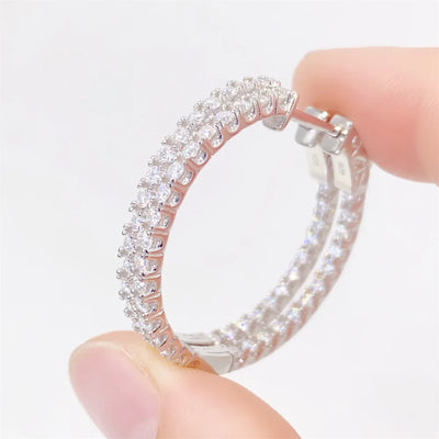 https://javiergems.com/products/925-sterling-silver-vvs1-moissanite-1-row-earrings™