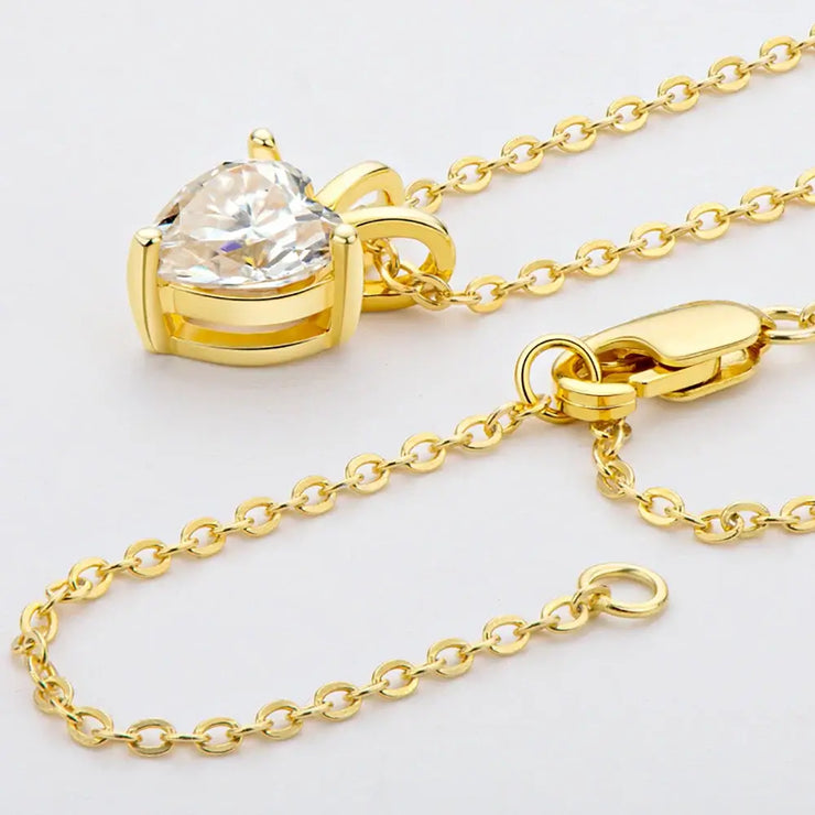 https://javiergems.com/products/925-sterling-silver-vvs1-moissanite-heart-shape-necklace™
