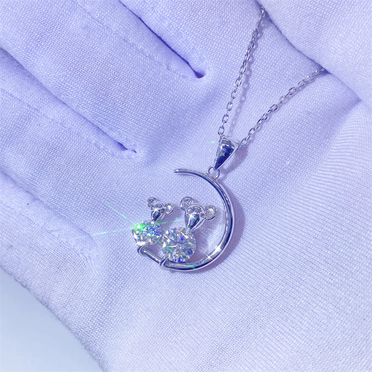 https://javiergems.com/products/925-sterling-silver-vvs1-moissanite-mousse-couple-necklace™