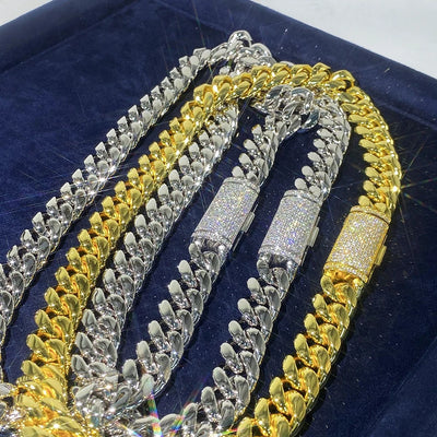 https://javiergems.com/products/stainless-steel-cuban-link-chain-with-vvs1-moissanite-clamps™