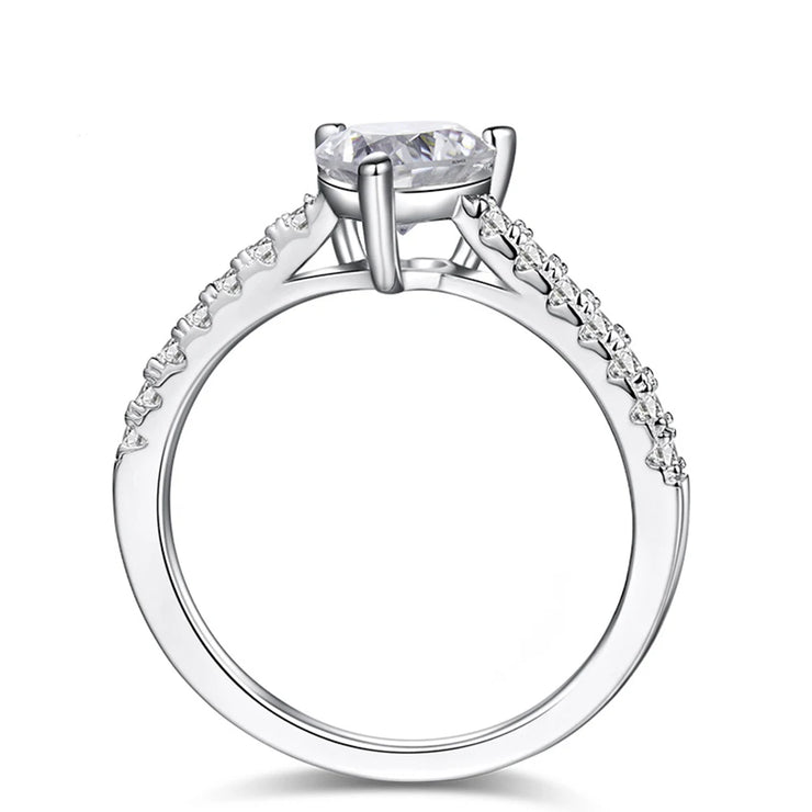 https://javiergems.com/products/925-sterling-silver-vvs1-moissanite-heart-ring™