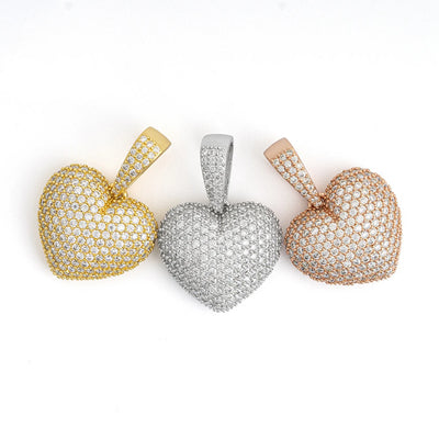 https://javiergems.com/products/925-sterling-silver-vvs1-moissanite-heart-pendant™